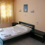Teozenia Apartment