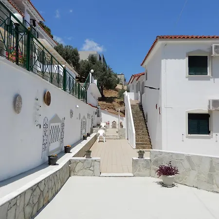 Teozenia *