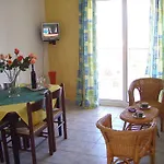 Teozenia Апартаменты