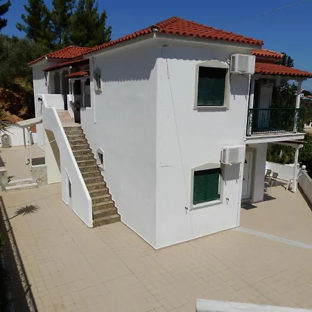 Apartament Teozenia *