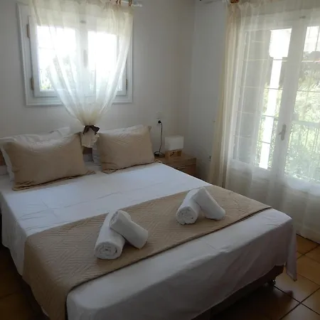 Teozenia Апартаменты