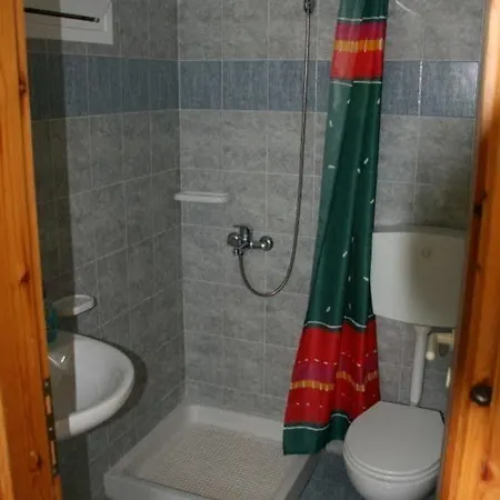 Teozenia Apartment