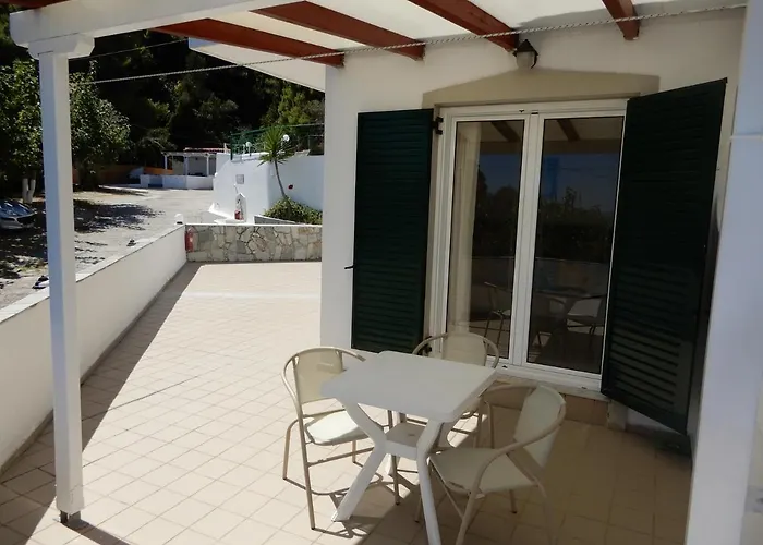 特奥泽尼亚别墅