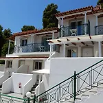 Teozenia * Achladies (Skiathos)