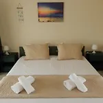 Teozenia Apartment *