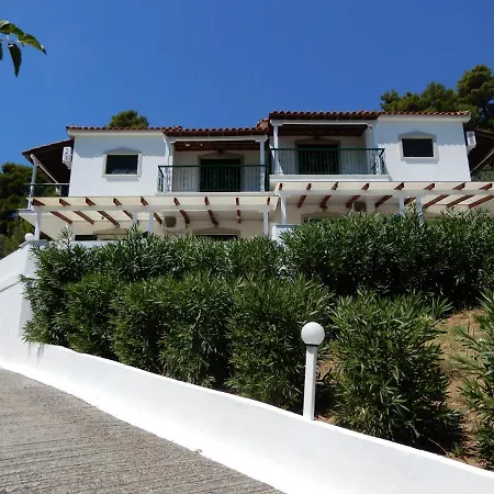 Teozenia * Achladies (Skiathos)