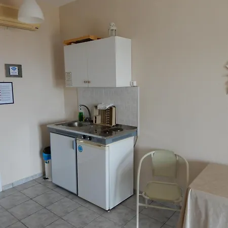 Teozenia * Achladies (Skiathos)